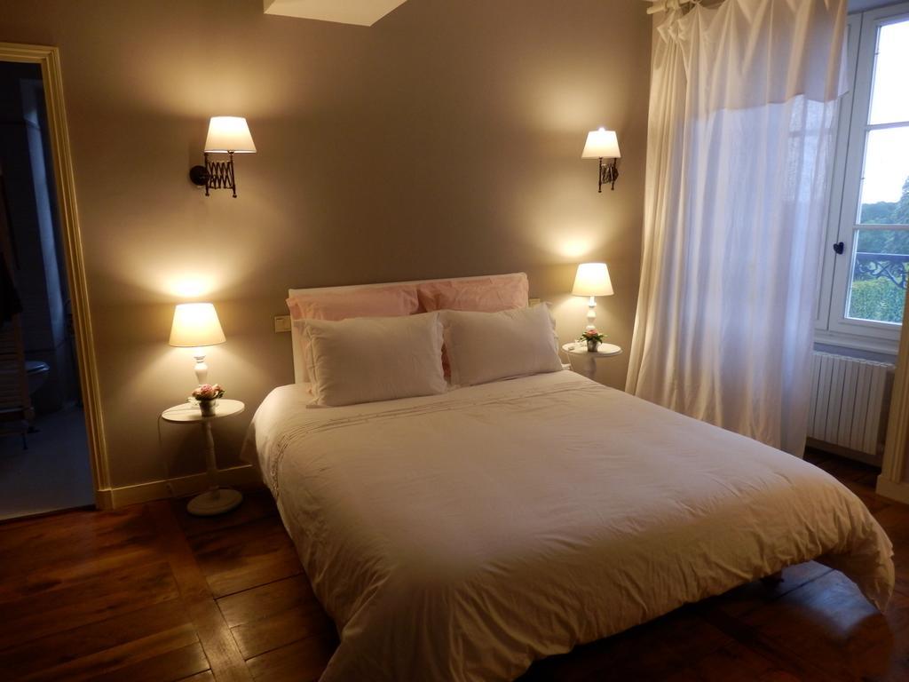 Au Presbytere De Dagmar Erbrée Habitación foto